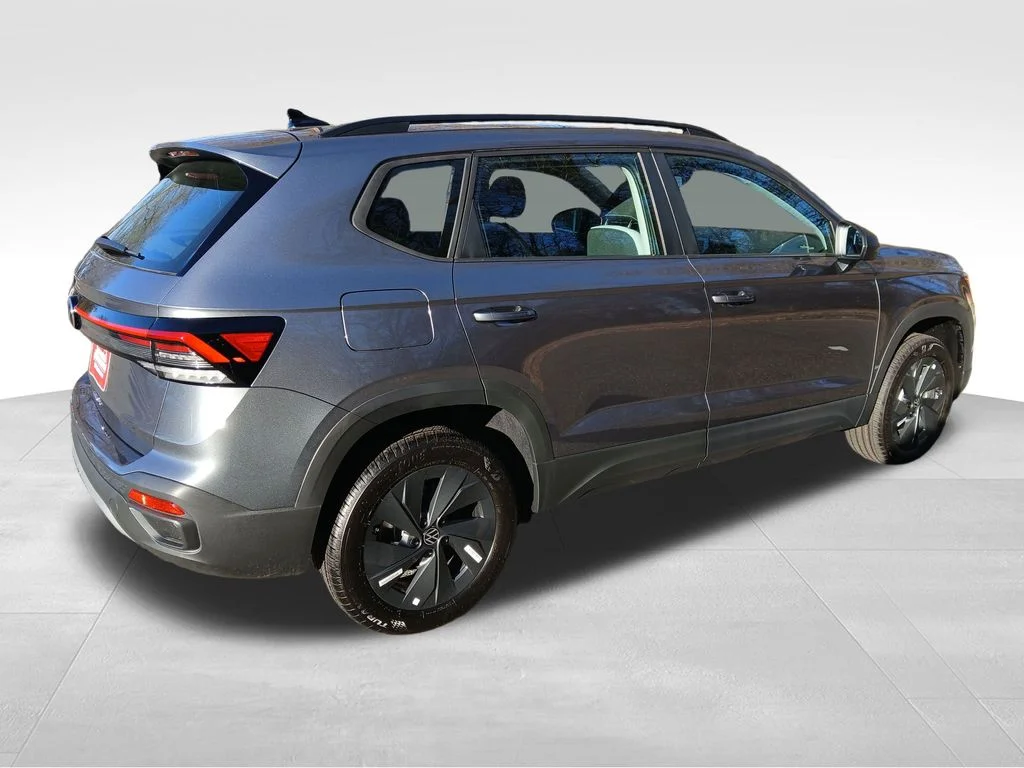 New 2026 Silver Volkswagen 1.5T S image 5