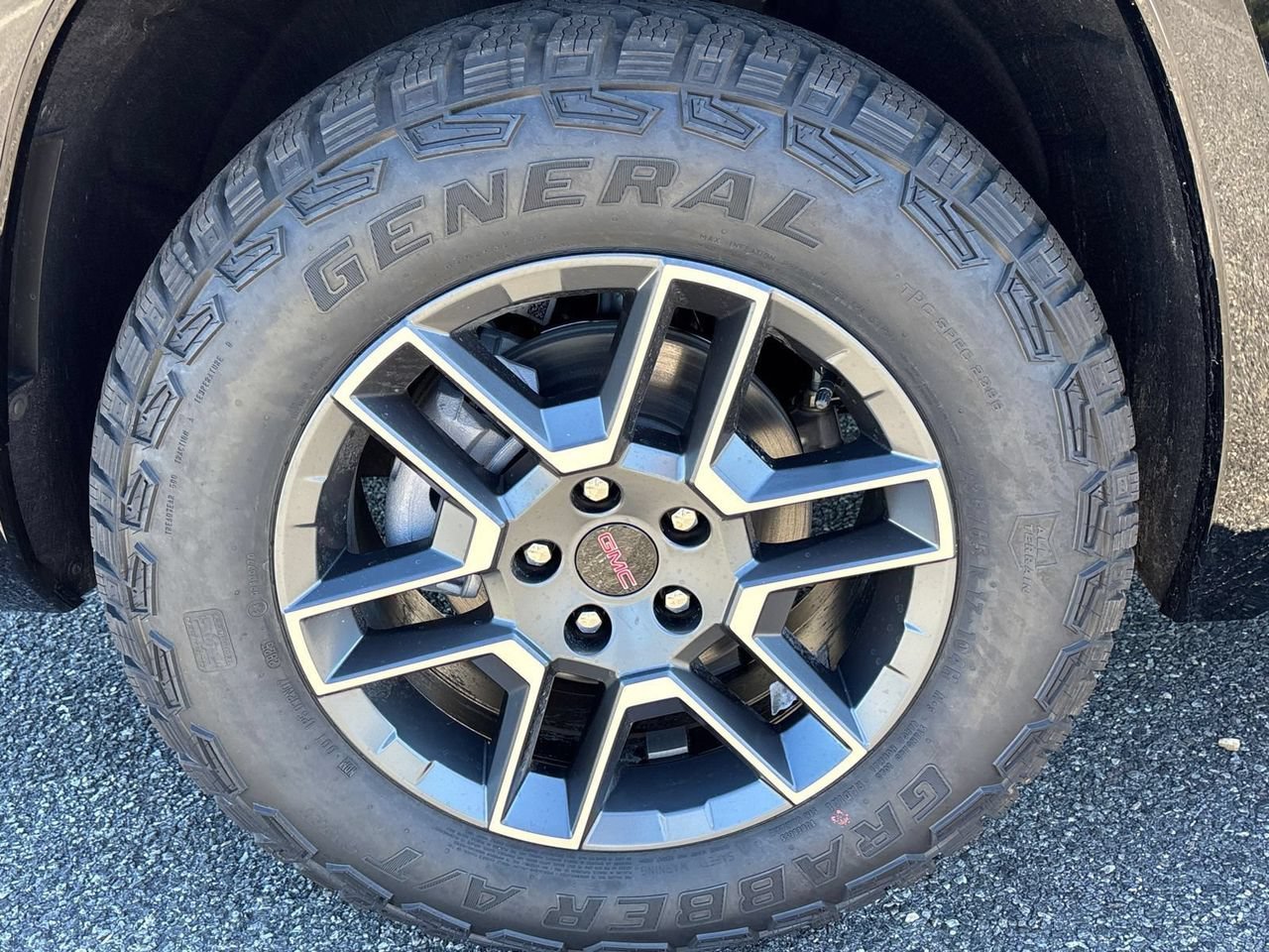 2026 GMC Terrain AT4 - Photo 32