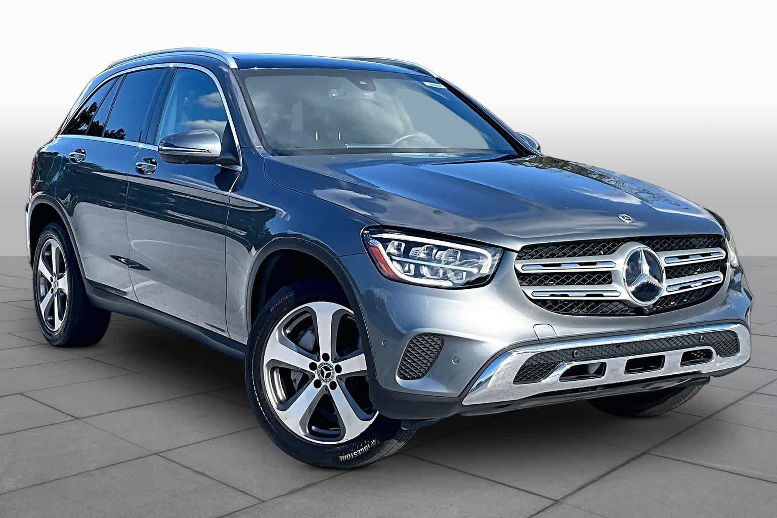 Used 2020 Selenite Grey Metallic Mercedes-Benz GLC 300 image 3
