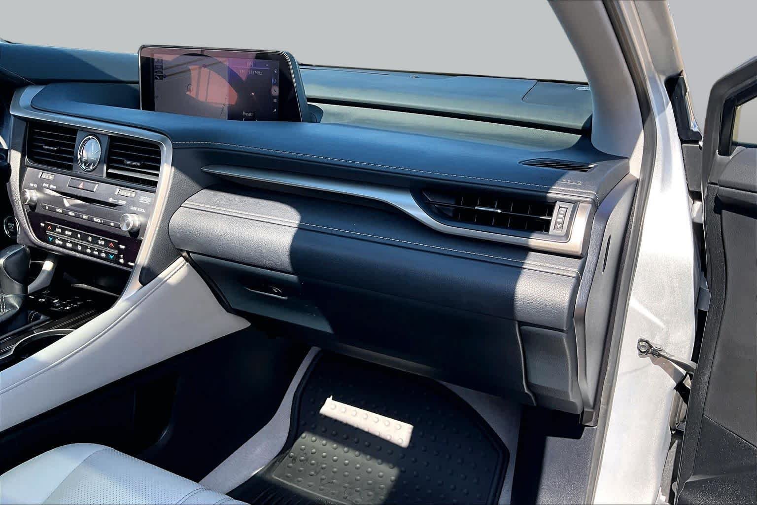 Used 2016 Silver Lining Metallic Lexus  image 19