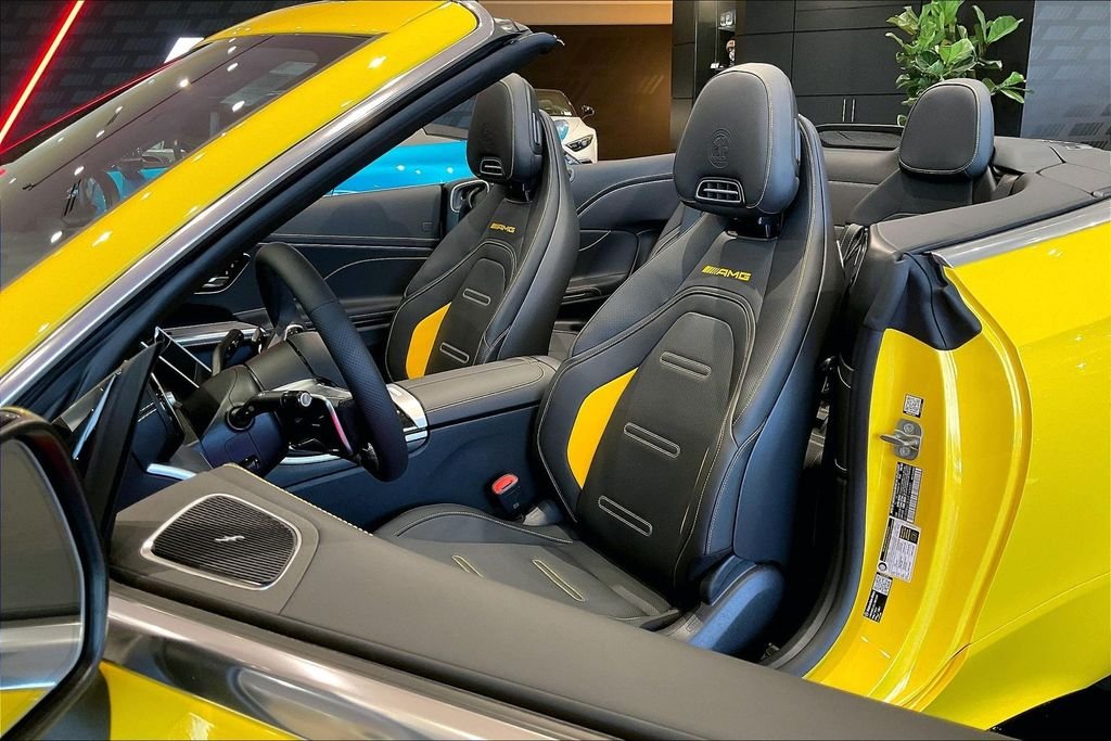 New 2027 Sun Yellow Mercedes-Benz AMG® CLE 53 4MATIC+ Cabriolet image 9