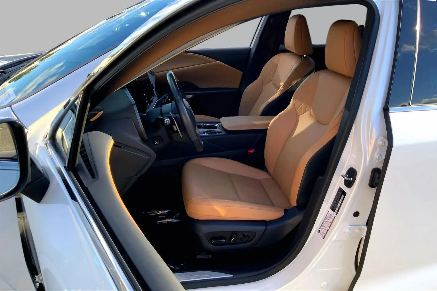 Certified Used 2024 EMINENT WHITE PEARL Lexus Premium image 8