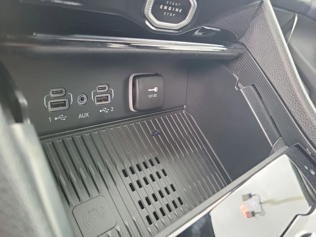 New 2026 Bright White Clearcoat Jeep Altitude image 19