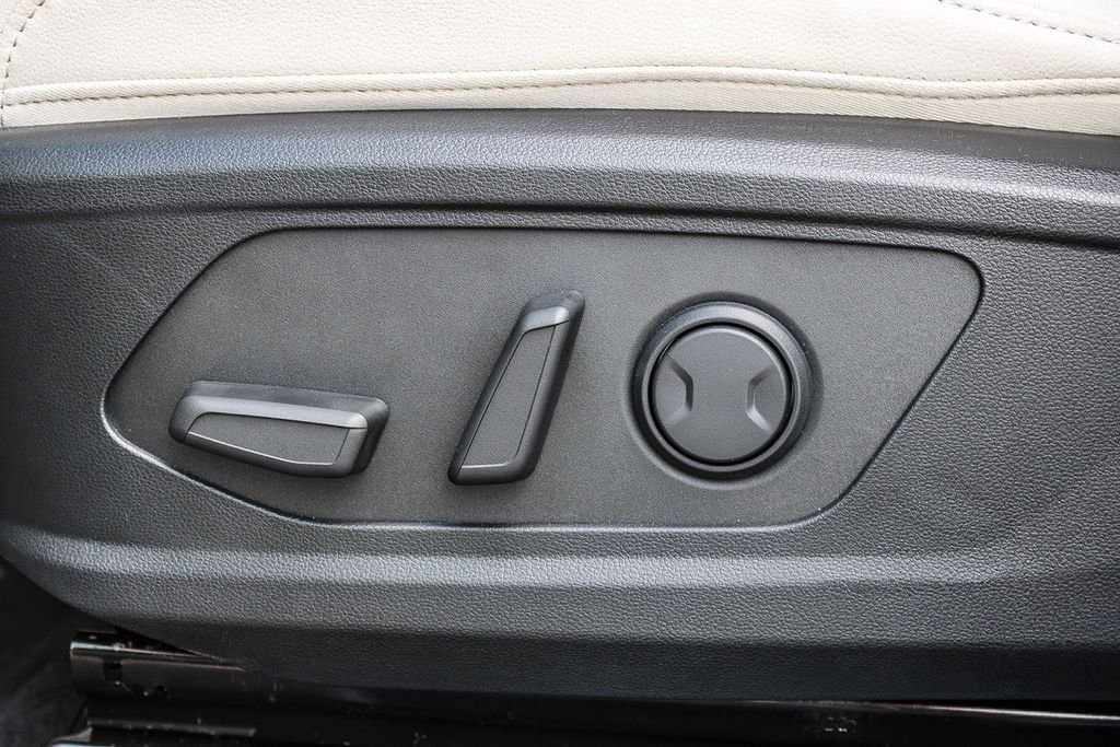 New 2026 Gray Hyundai SEL Plus image 24