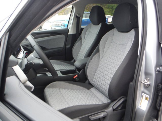 2025 Volkswagen Tiguan S - Photo 12