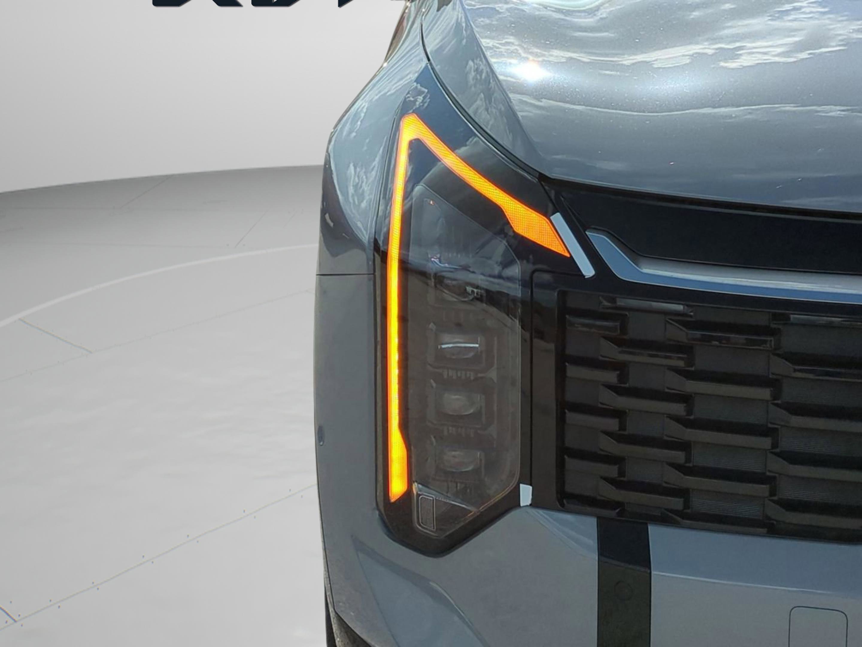 New 2026 Wolf Gray Kia SX Prestige image 10