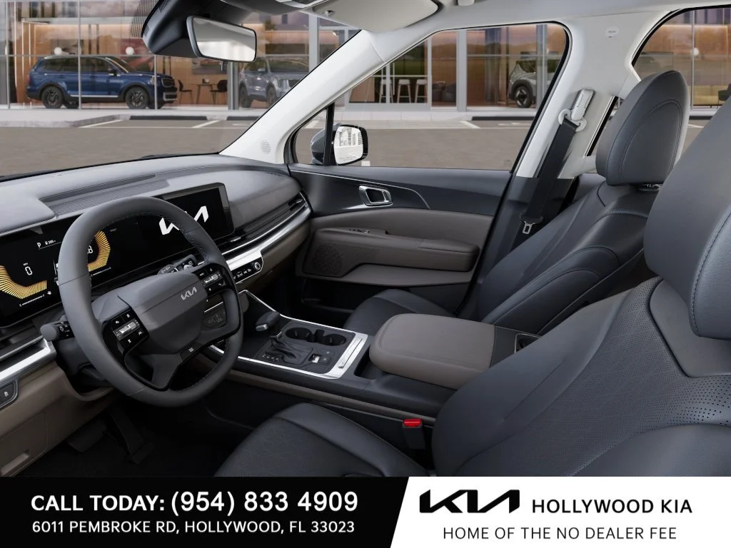 New 2027 Ceramic Silver Kia LXS image 17