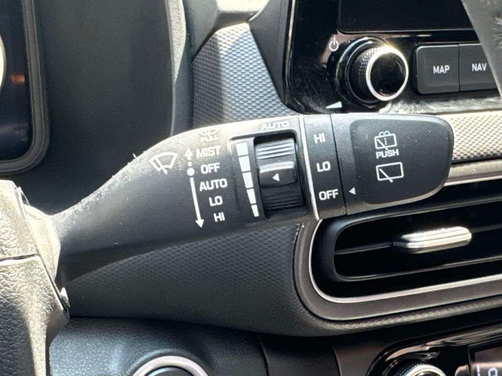2023 Hyundai Kona Limited - Photo 25