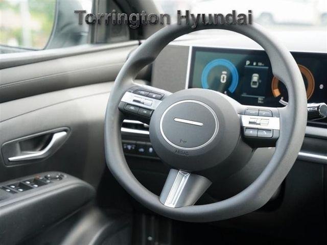 2025 Hyundai Santa Cruz SE - Photo 8