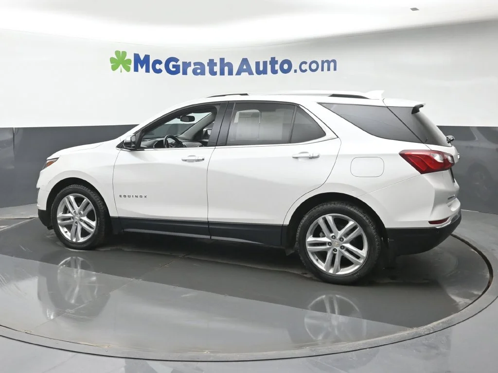 Used 2019 Beige Chevrolet Premier image 26