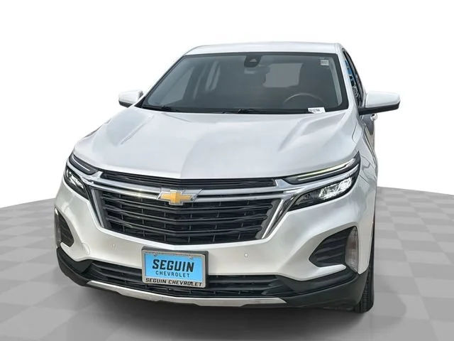 Certified Used 2022 Iridescent Pearl Tricoat Chevrolet LT image 1