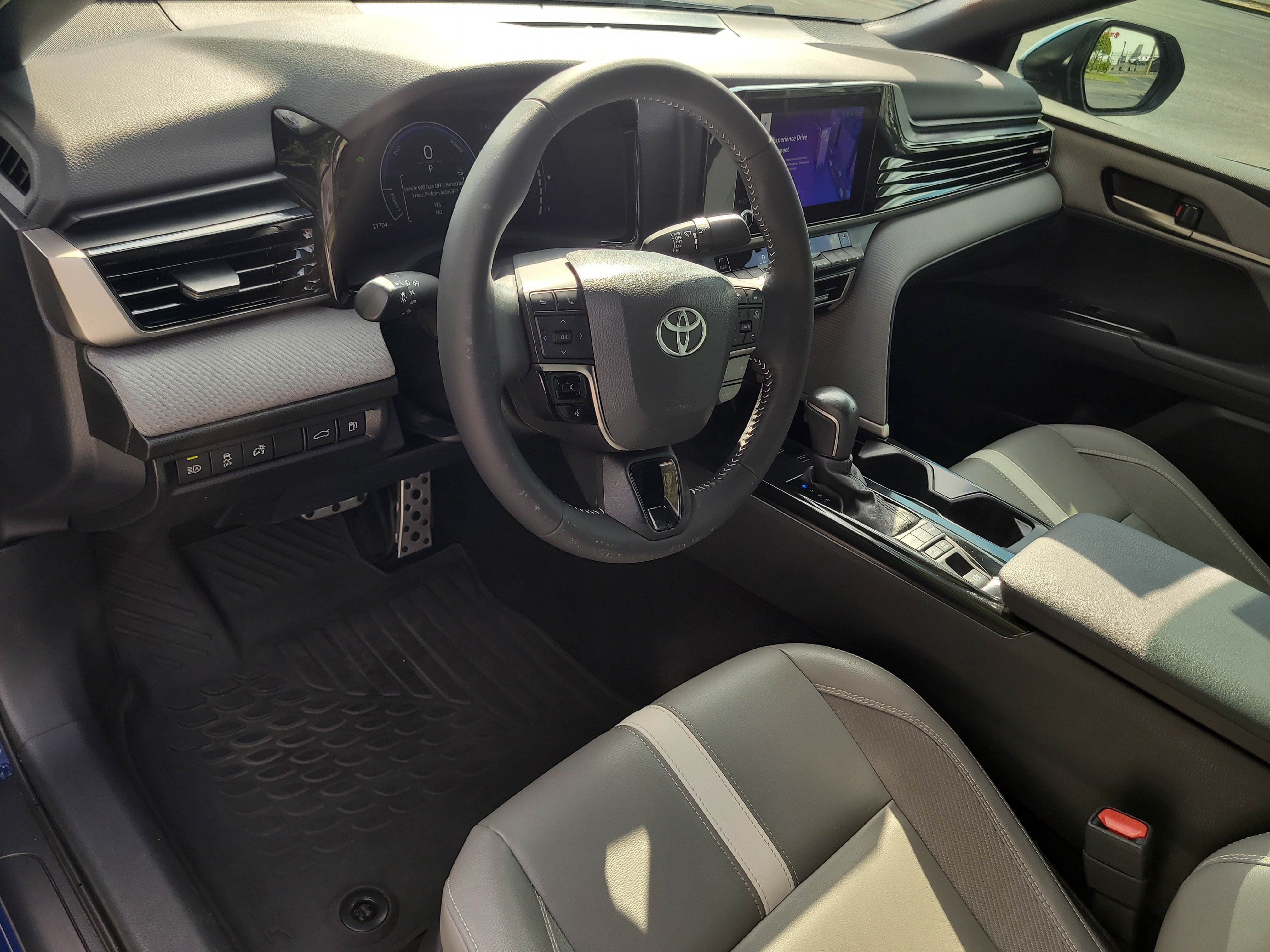 Used 2025 Blue Toyota SE image 17