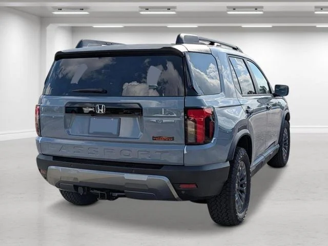 New 2026 Sonic Gray Pearl Honda TrailSport image 6