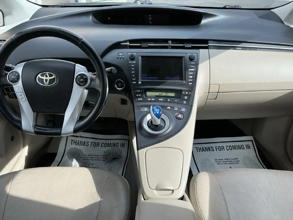 Used 2010 Blue Toyota IV image 27