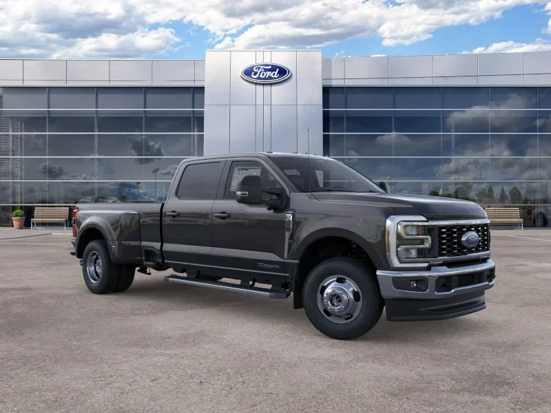 New 2026 Agate Black Metallic Ford Lariat image 32
