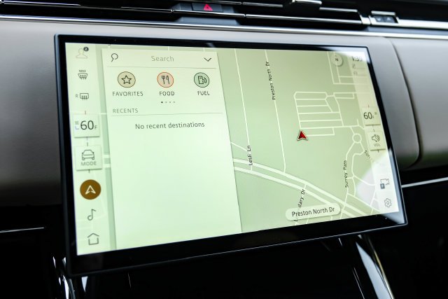 New 2027 Fuji White Land Rover Dynamic SE image 27