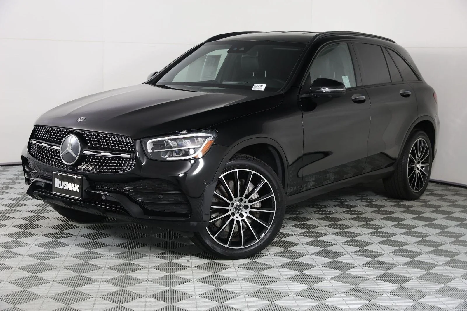 Used 2022 Black Mercedes-Benz GLC 300 image 35