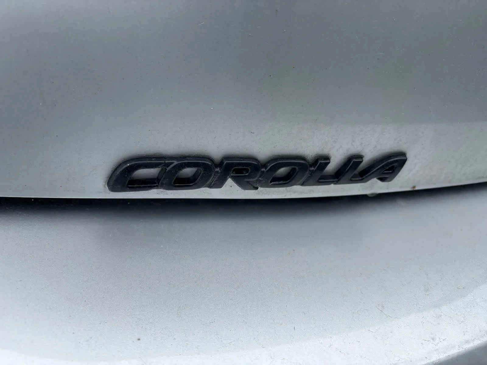 Used 2023 Classic Silver Metallic Toyota SE image 18