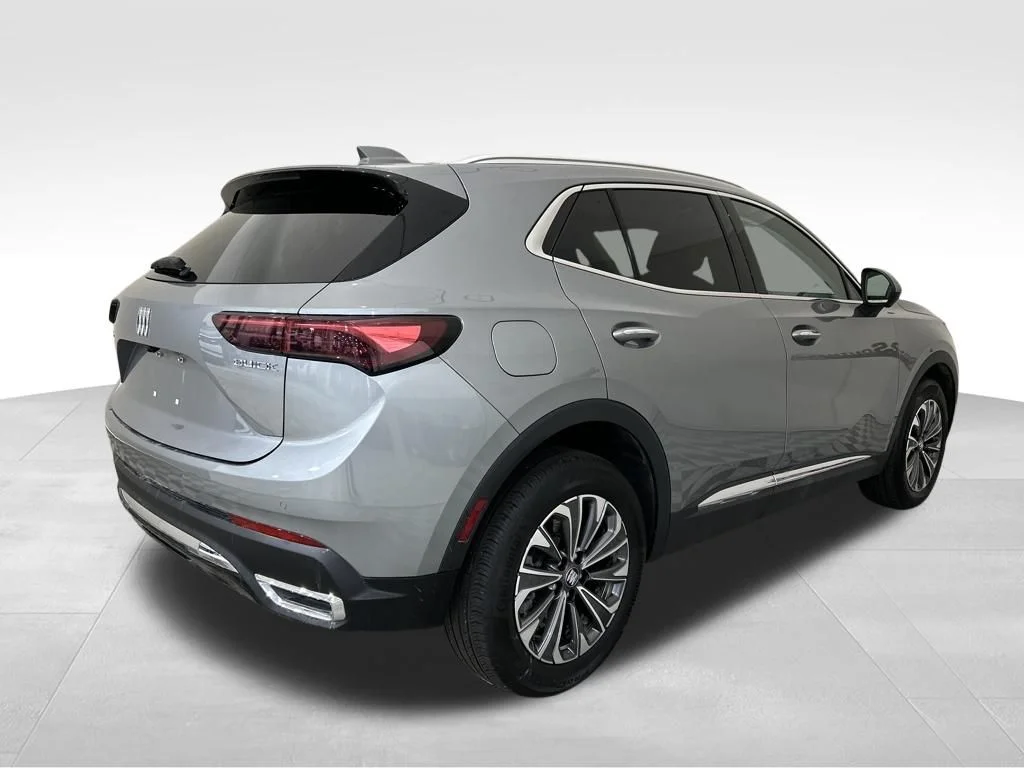 Used 2025 Gray Buick Preferred image 5