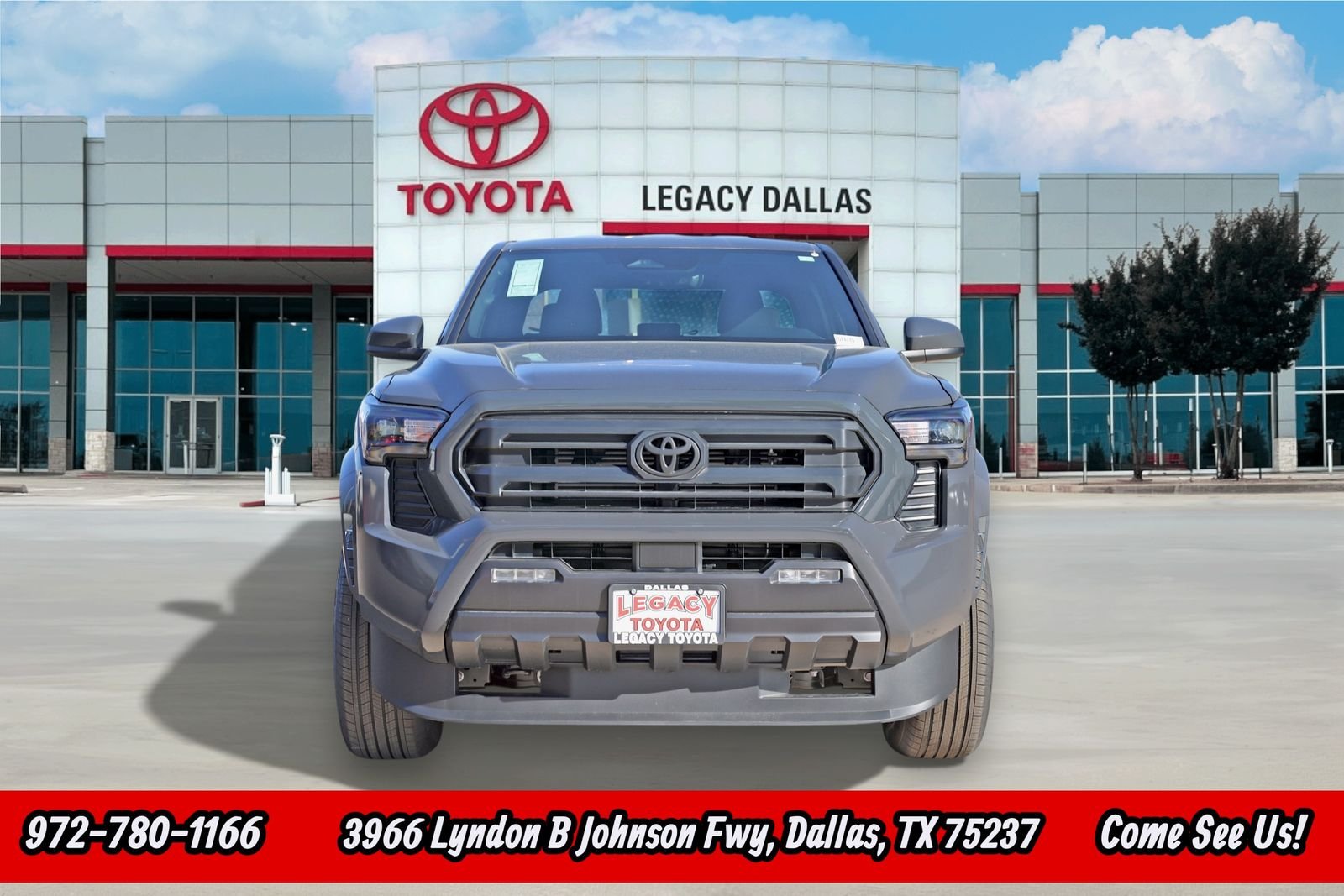 2025 Toyota Tacoma SR5 - Photo 4