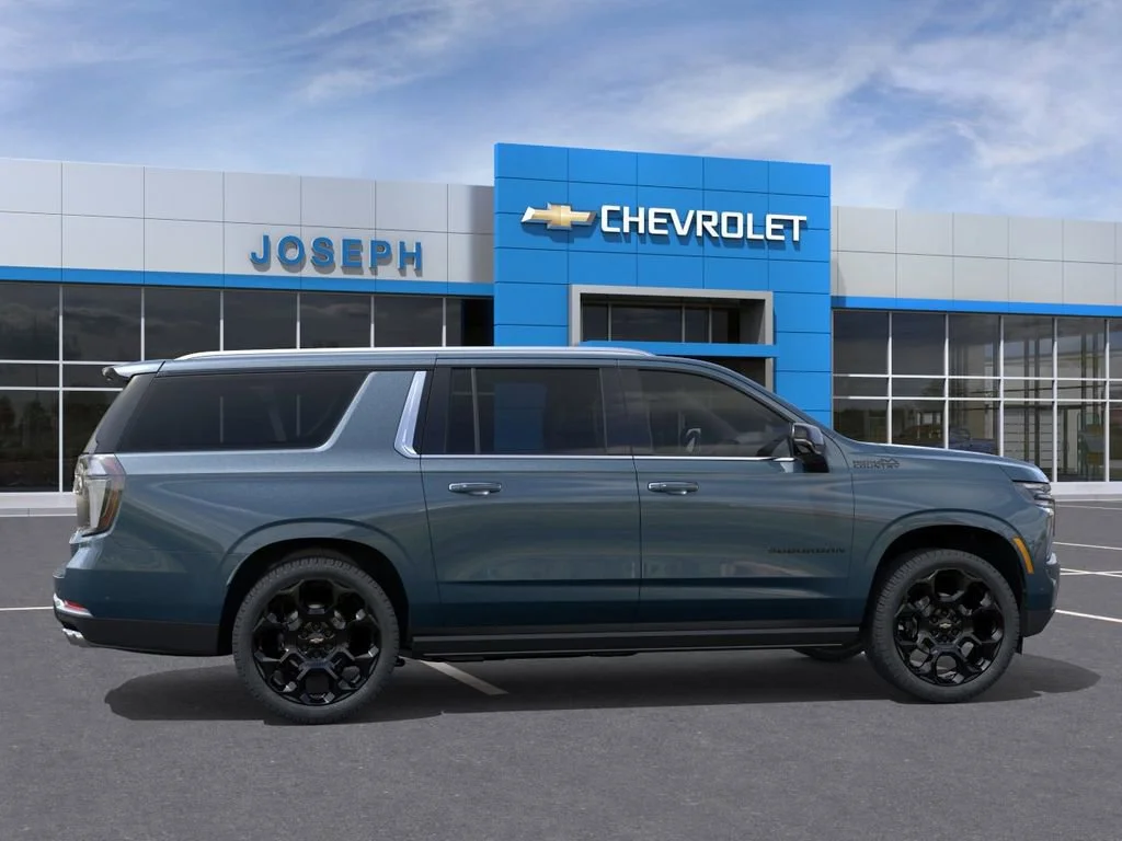 2026 Chevrolet Suburban High Country - Photo 7