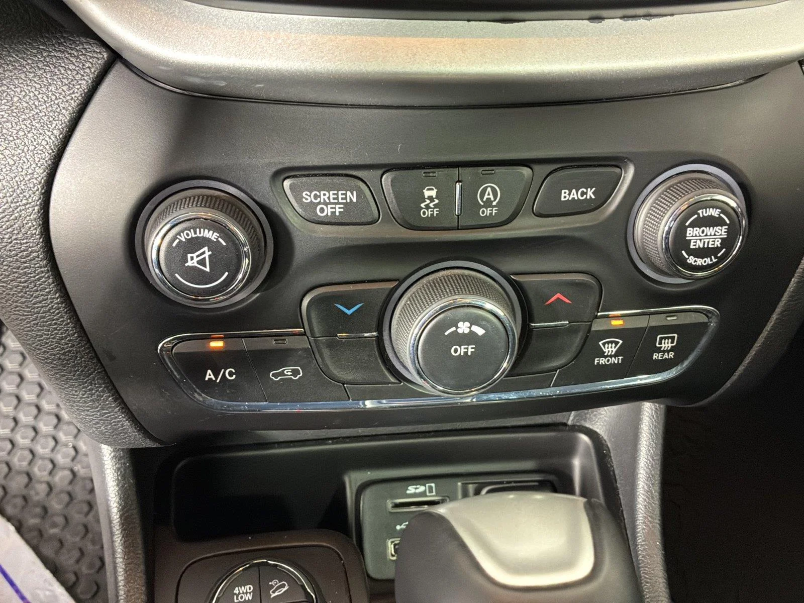 Used 2017 Granite Crystal Metallic Clearcoat Jeep Trailhawk image 35
