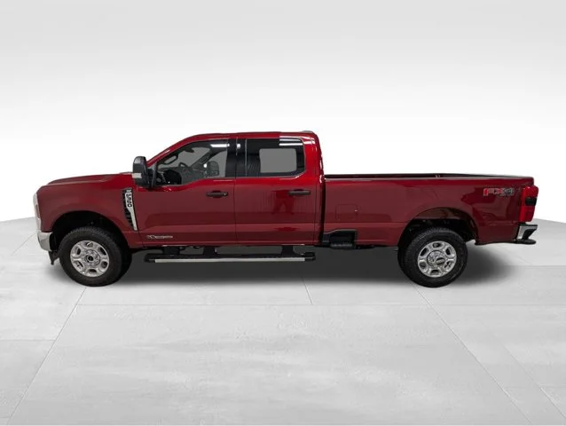 2026 Ford F-350 Super Duty XLT - Photo 13