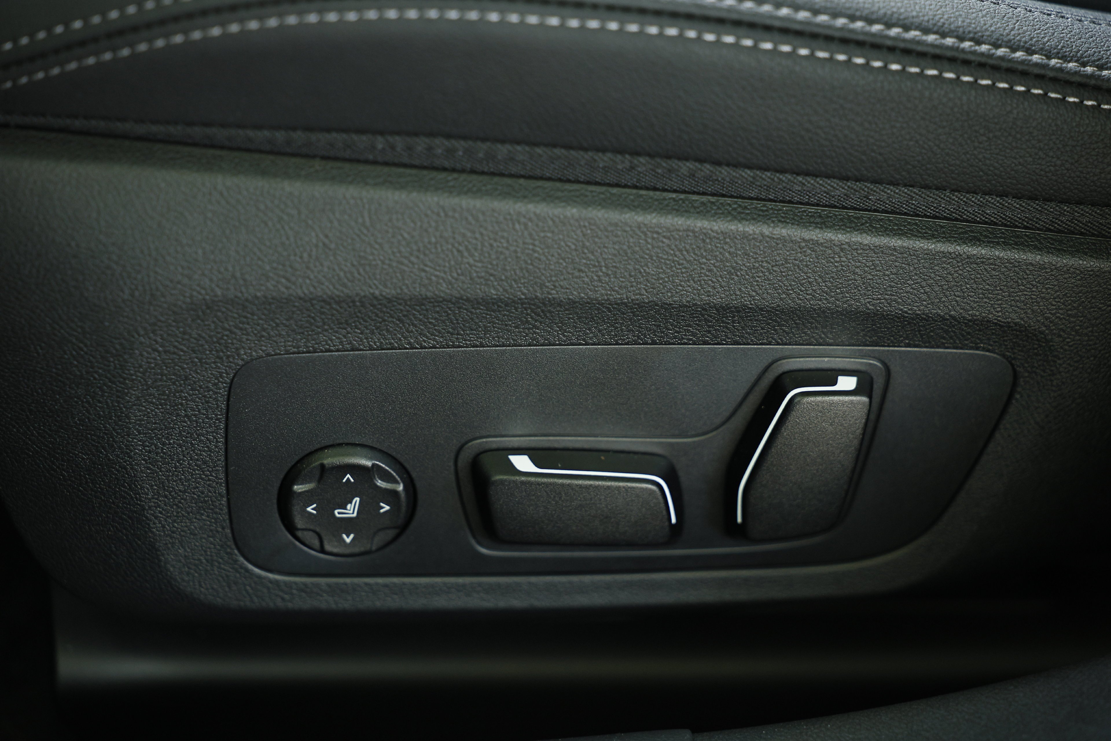 2026 BMW 4 Series M440i - Photo 21