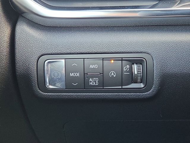 Used 2026 Rapids Metallic GMC Elevation image 8