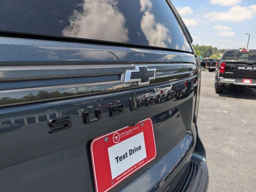 Used 2021 Shadow Gray Metallic Chevrolet Z71 image 35