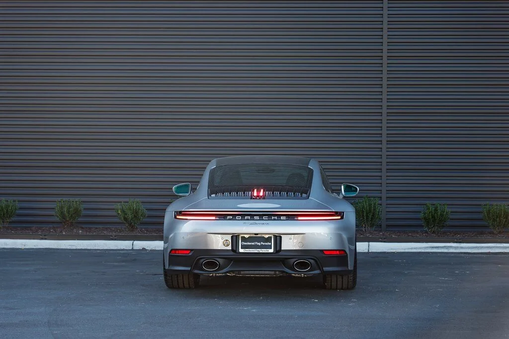 2026 Porsche 911 - Photo 6