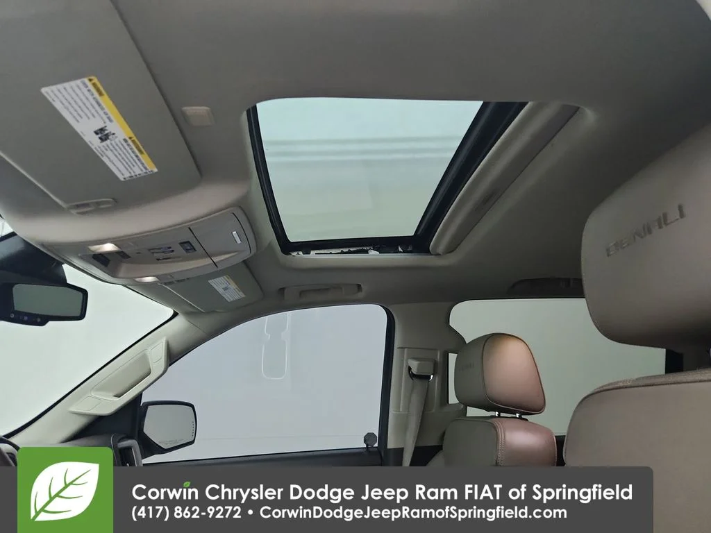 Used 2016 Blue GMC Denali image 29