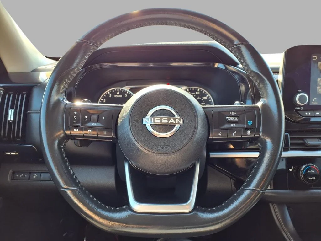 Used 2024 Blue Nissan SV image 15