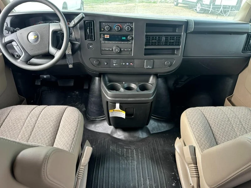 New 2025 Summit White Chevrolet RWD 3500 155" image 5