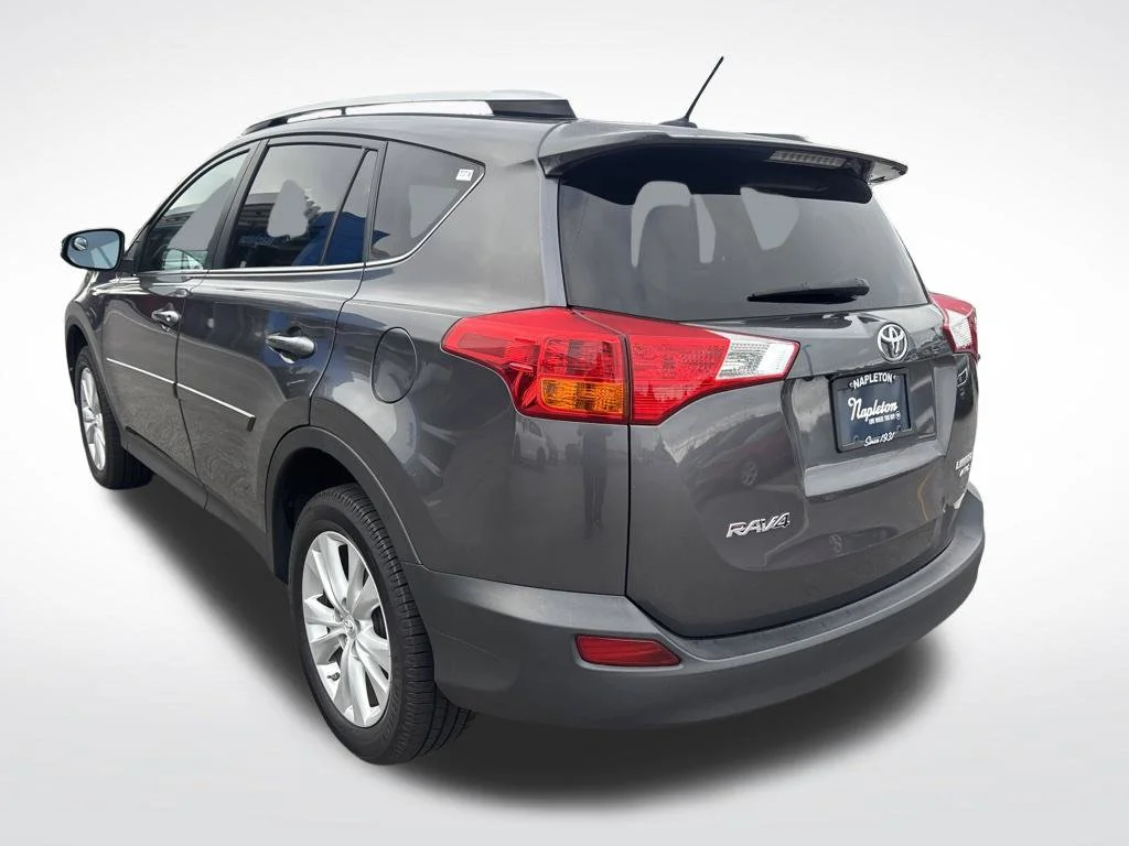 Used 2014 Magnetic Gray Metallic Toyota Limited image 23