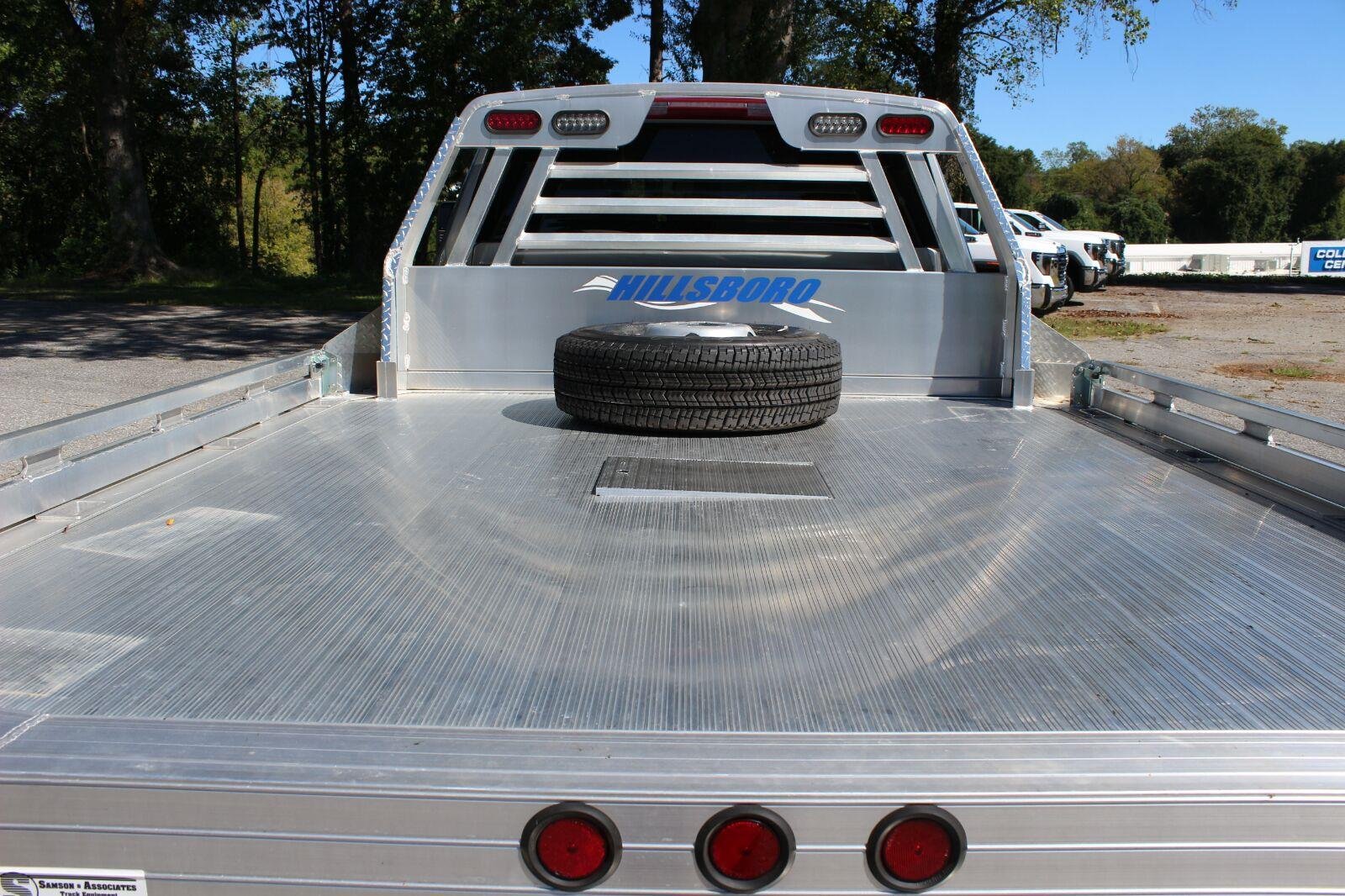 New 2026 Sterling Metallic GMC SLE image 13