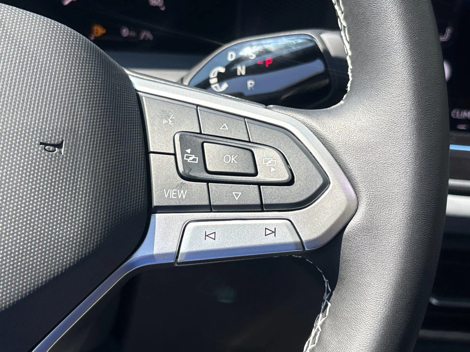 New 2026  Volkswagen SE image 20