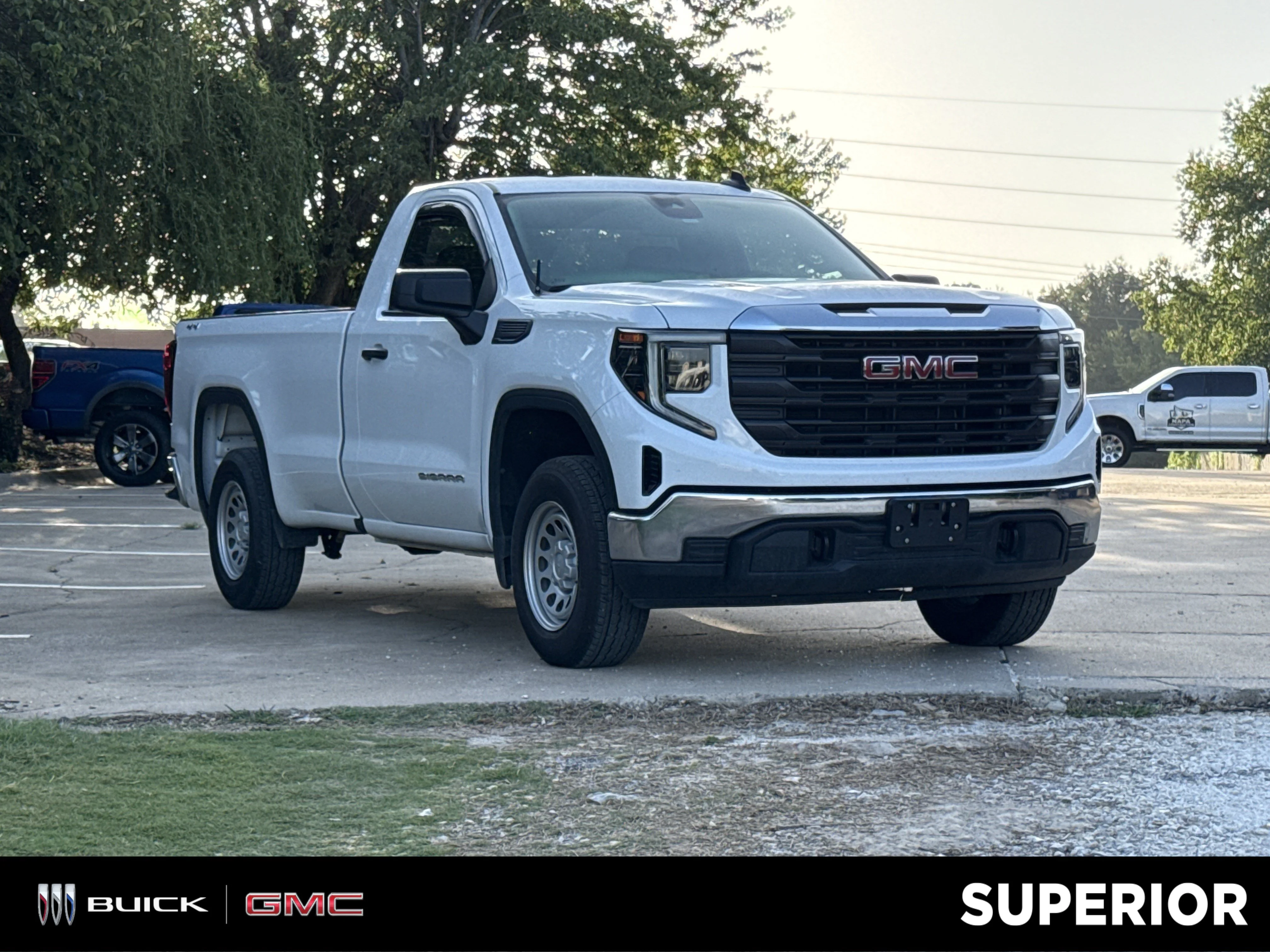 Used 2025 Summit White GMC Pro 4WD image 1