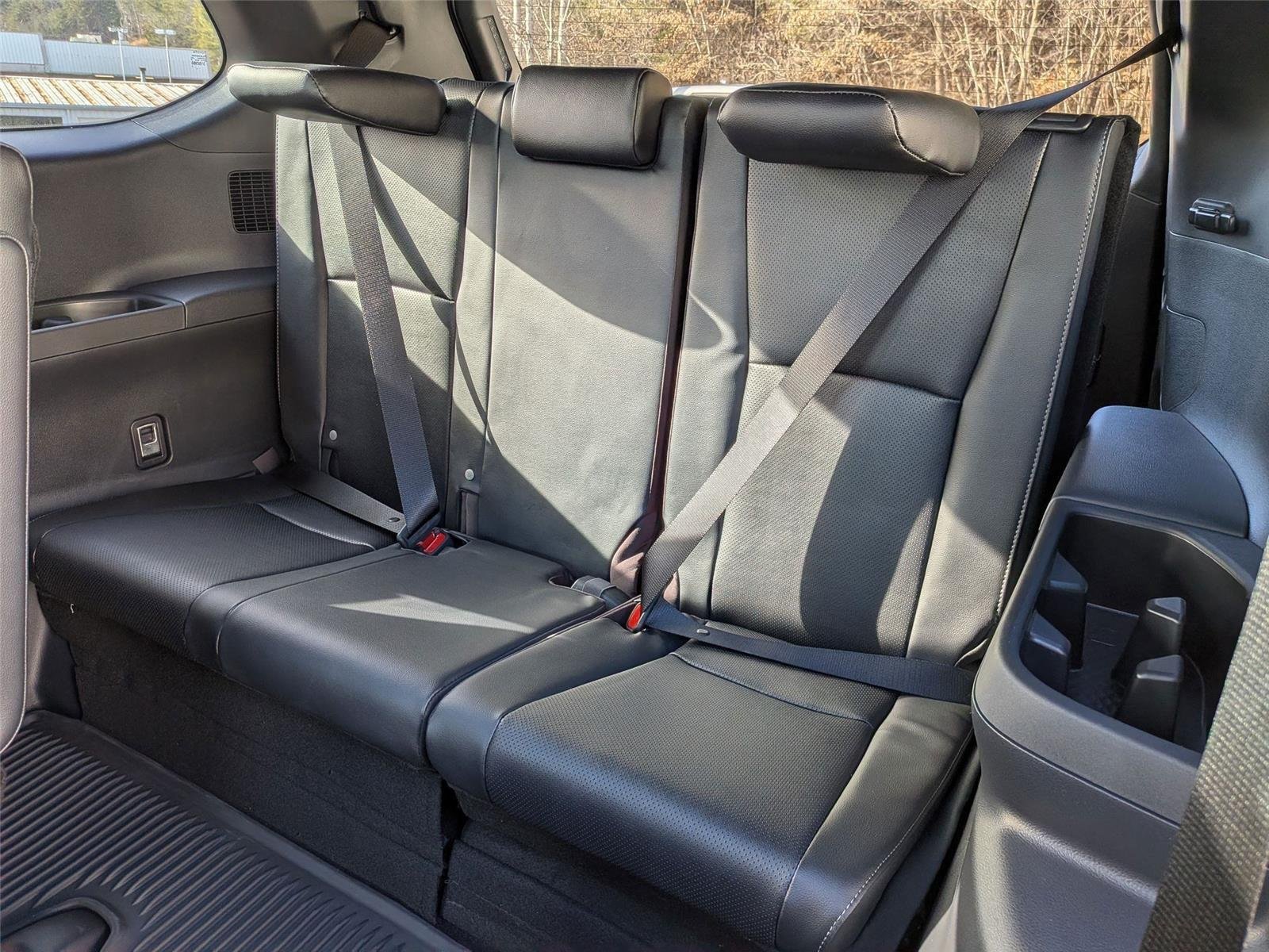 Used 2026 Wind Chill Pearl Toyota Hybrid Nightshade Edition image 28
