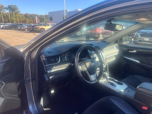 Used 2014 Gray Toyota SE image 11