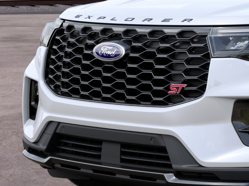 New 2027 STAR WHITE Ford 4DR 4WD ST image 17