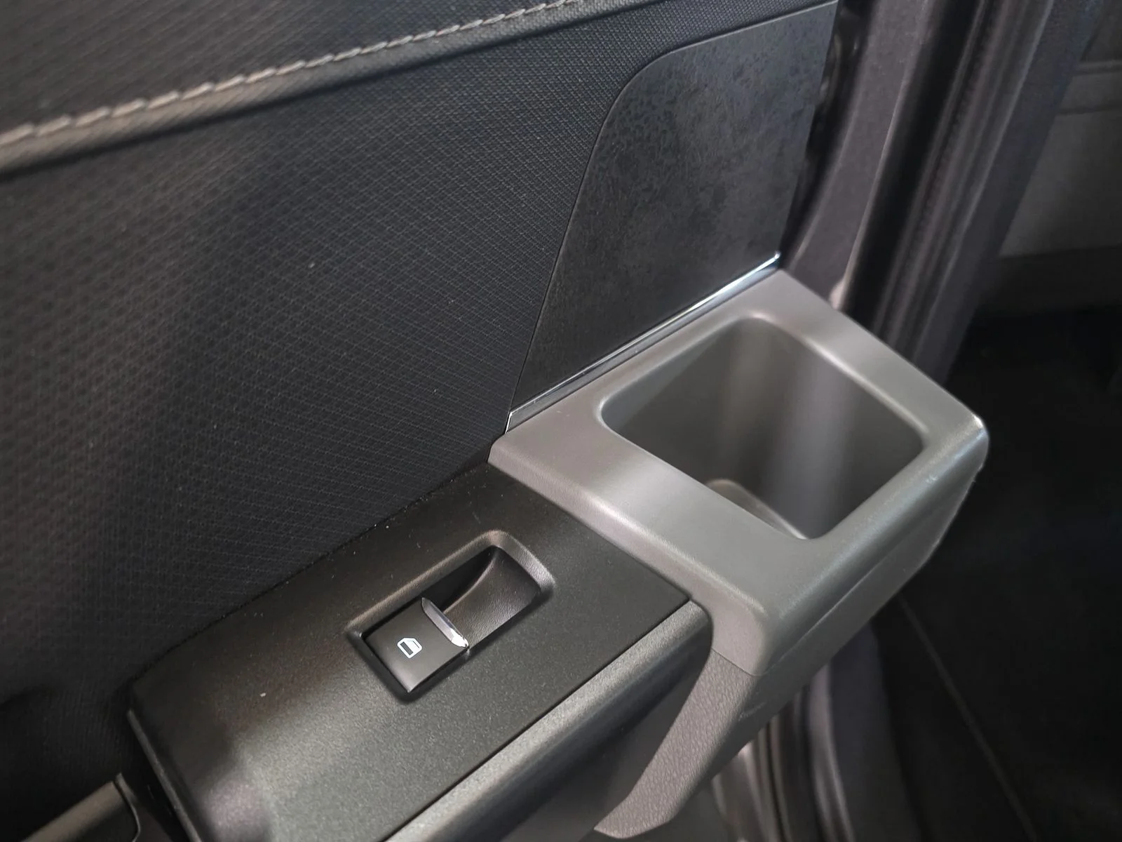 2025 Ford F-150 XLT - Photo 27