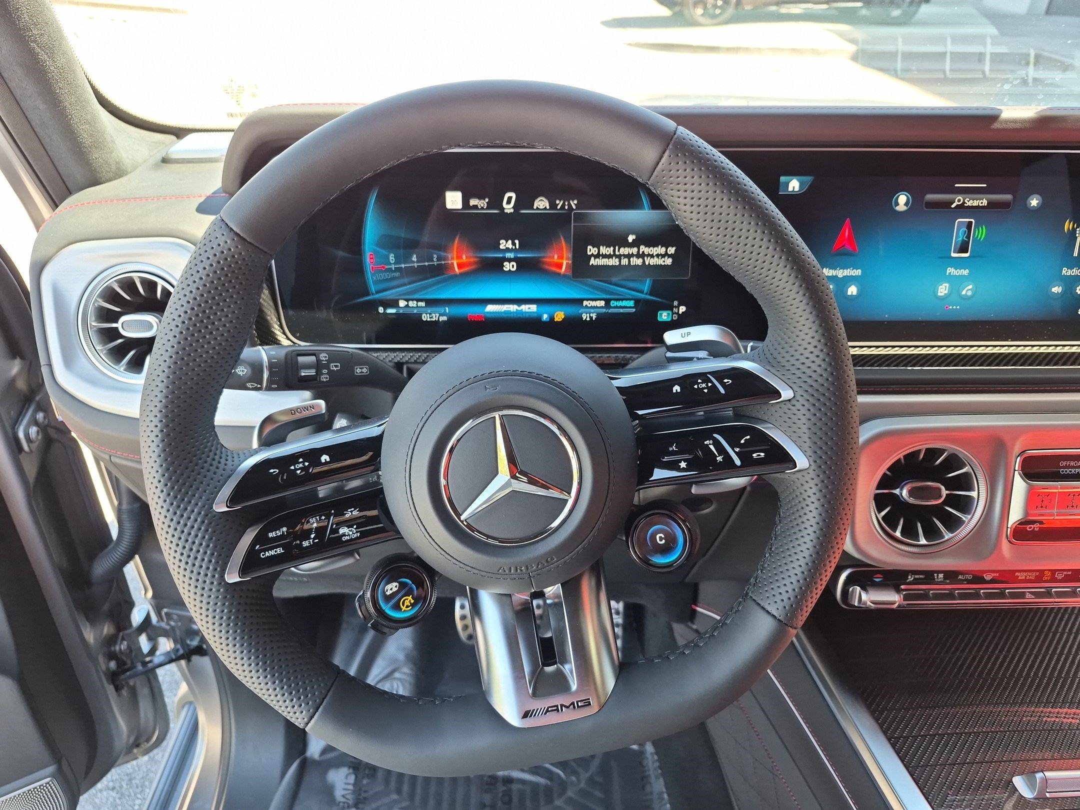 New 2027 MANUFAKTUR Platinum Magno Mercedes-Benz AMG® G 63 image 40