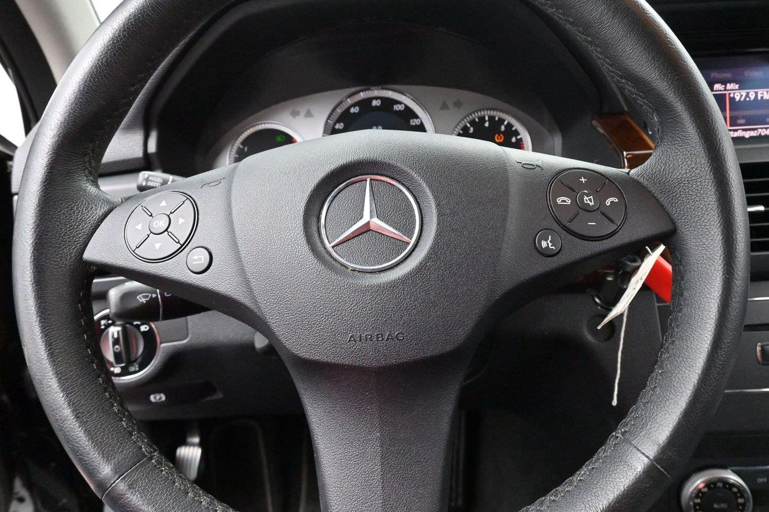 Used 2010 Black Mercedes-Benz GLK 350 image 18