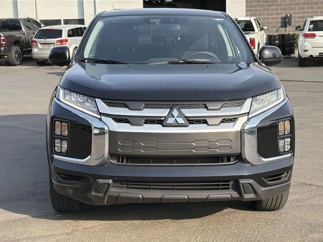 Used 2025 Black Mitsubishi  image 14