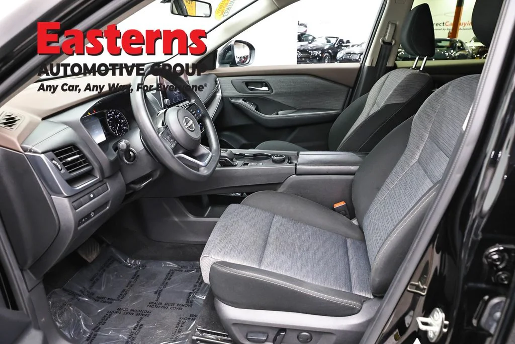 Used 2023 Black Nissan SV image 13