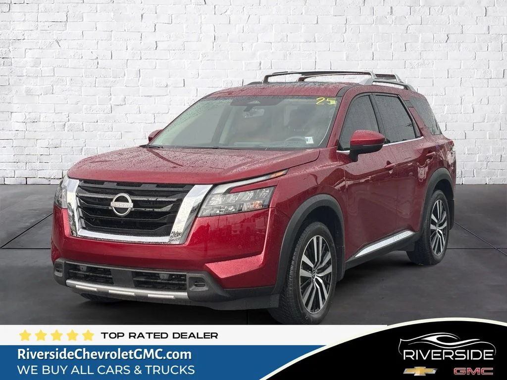 Used 2025 Red Nissan Platinum image 1