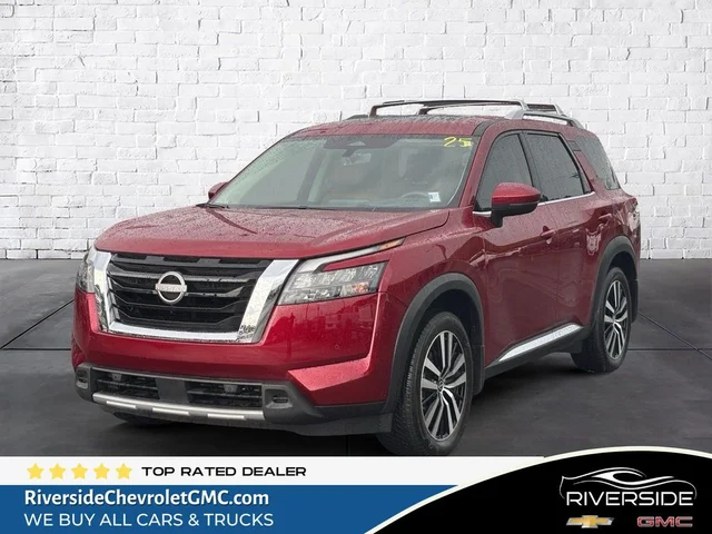 2025 Nissan Pathfinder Platinum