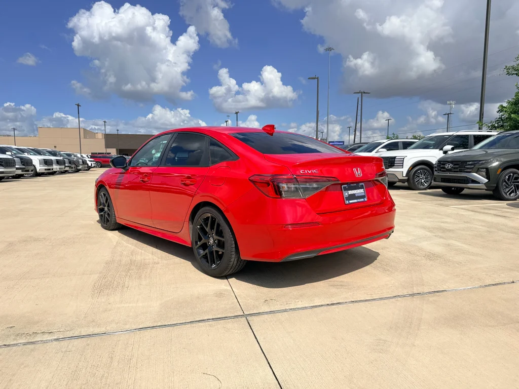 Used 2022 Rallye Red Honda Sport image 8