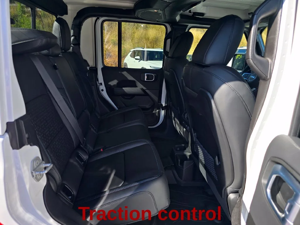 New 2026 White/off-white Jeep Sport image 22